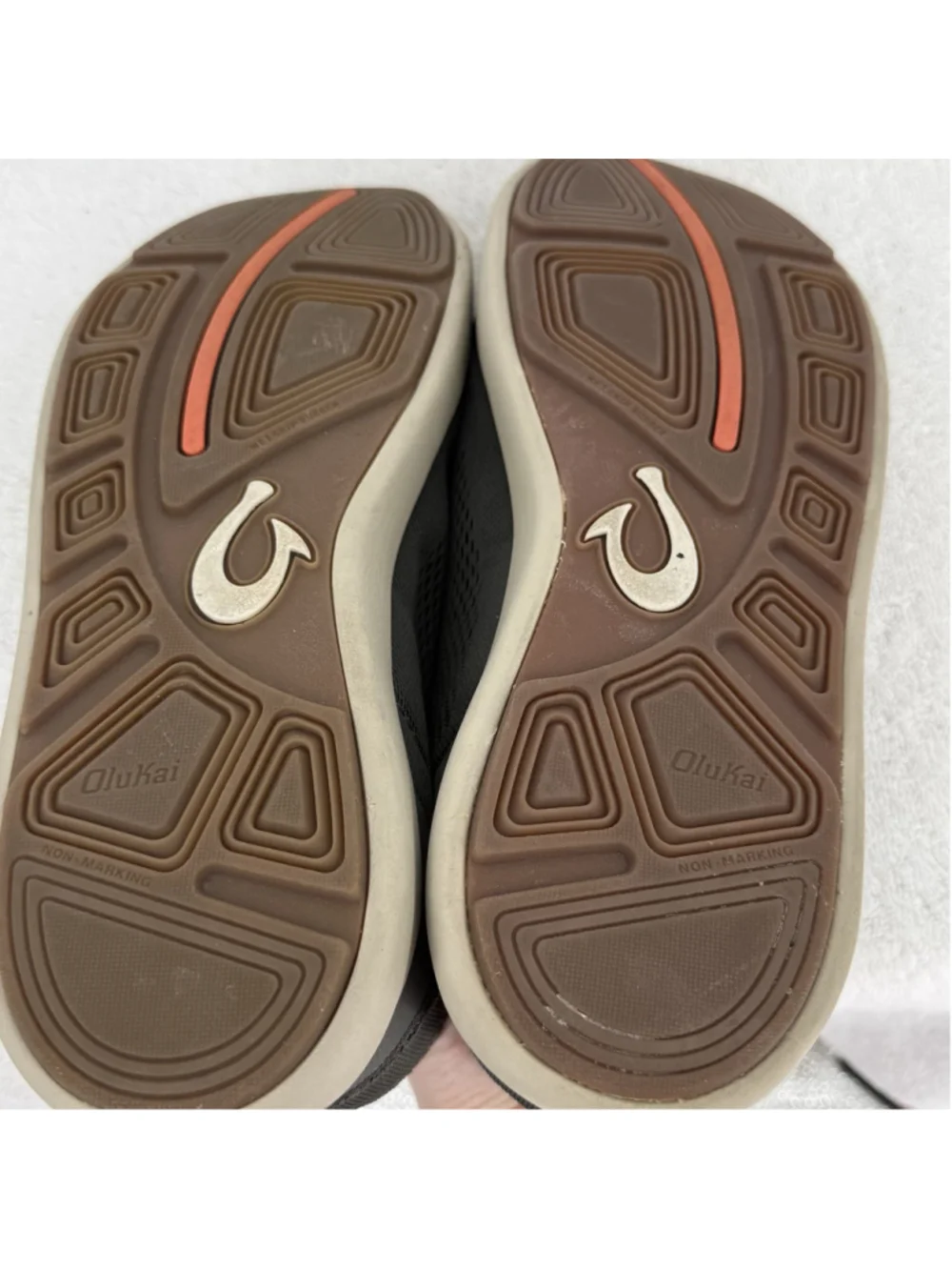 OluKai Moku Pae boat shoes Or Slides Mesh Gray Men’s Size 10